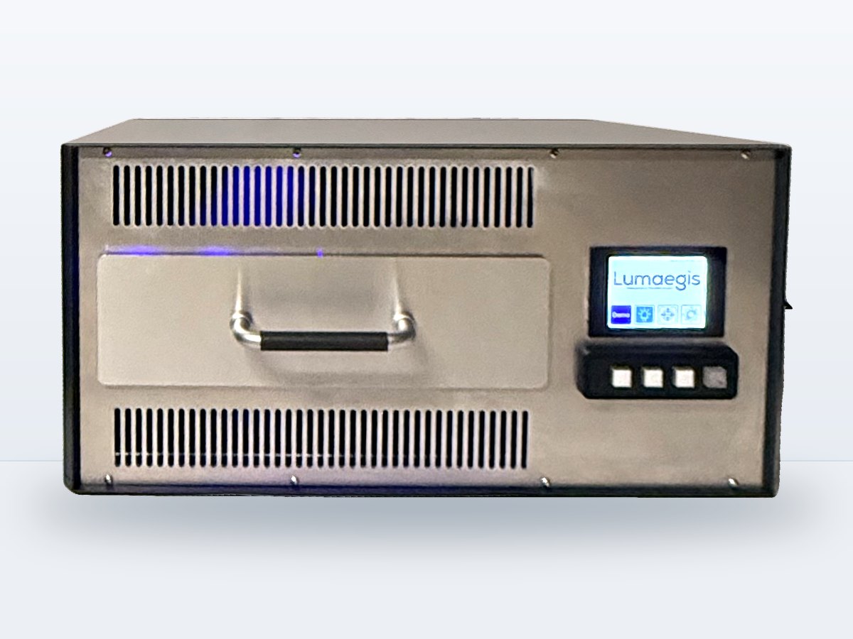RadBox closed with its screen showing progress and chamber temperature